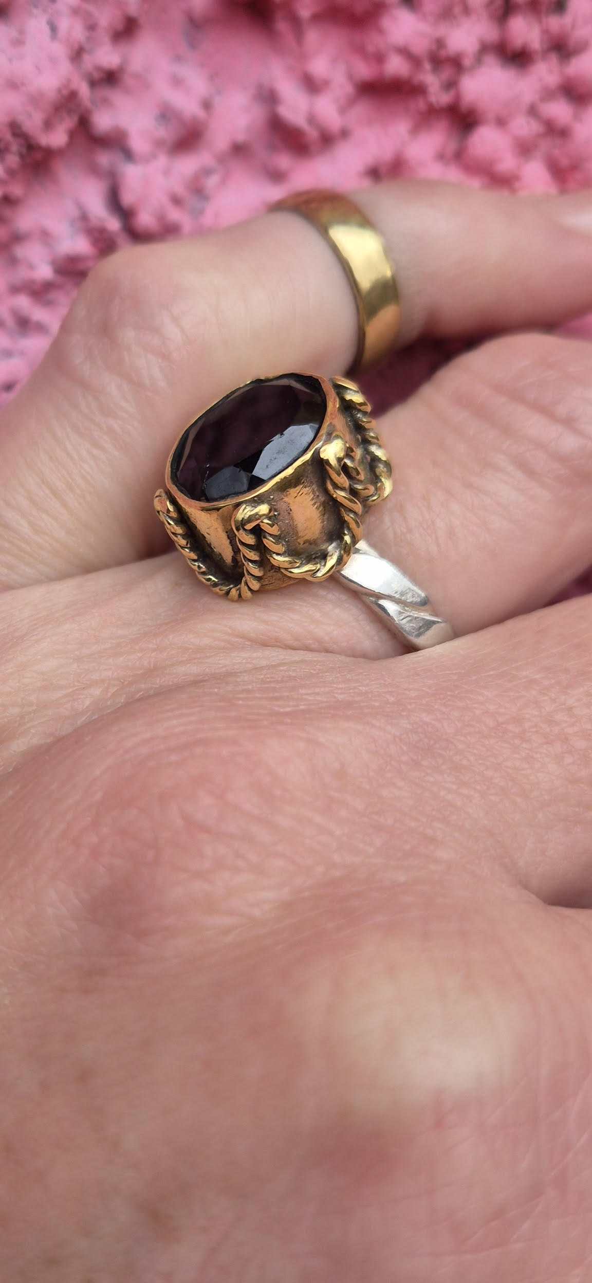 Agata – Oval Cut, Faceted, Black Spinel Ring – Sterling Silver, Brass, Vintage, Filigree