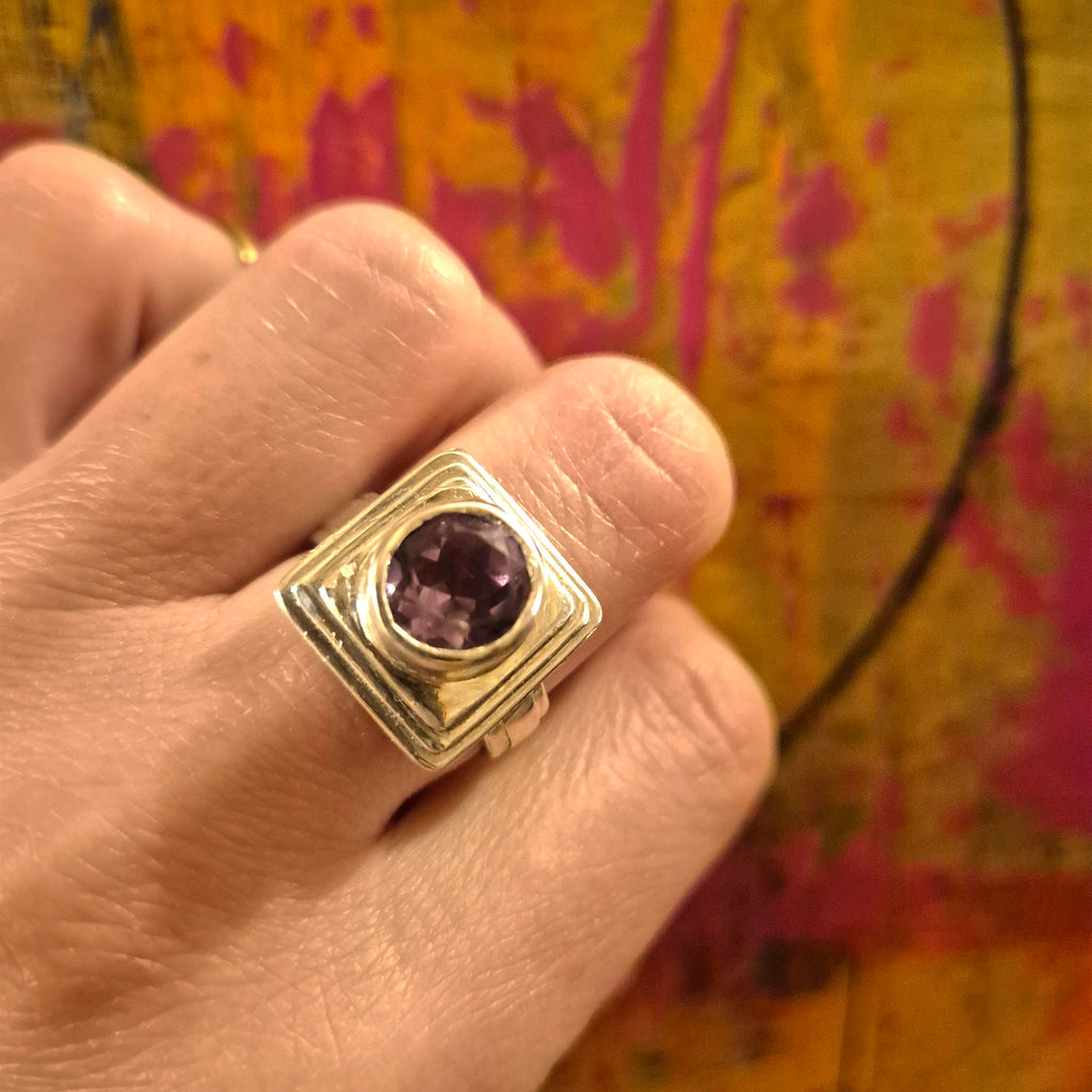 Amethyst Round Cut, Faceted, Sterling Silver Ring, Art Deco, Modern Geometric